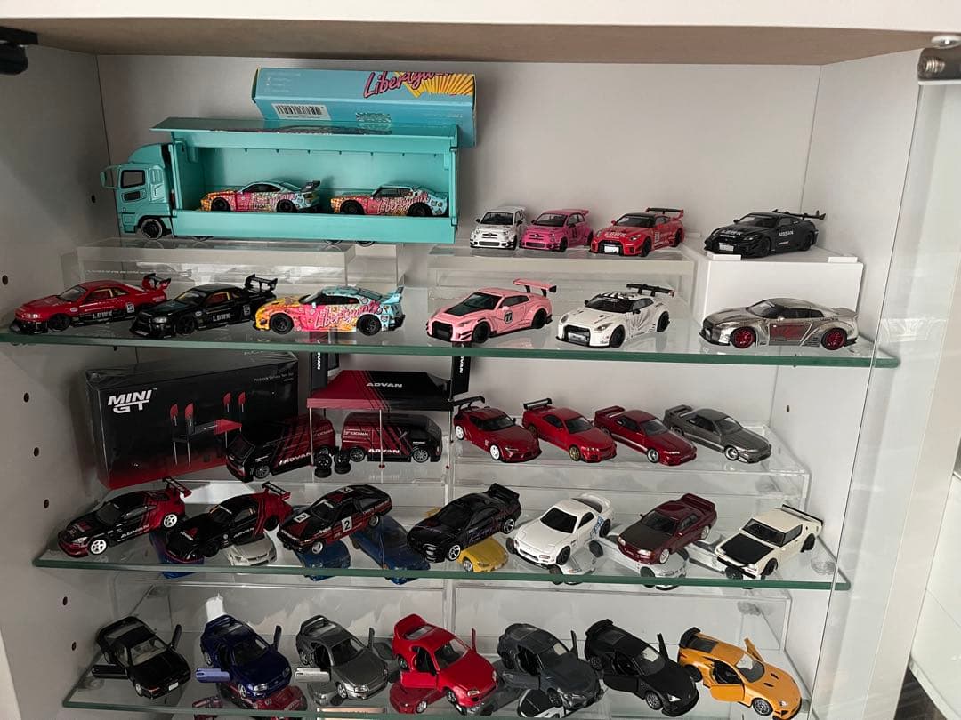 【新品未開封】MINI GT Mercedes-Benz ActrosADVAN