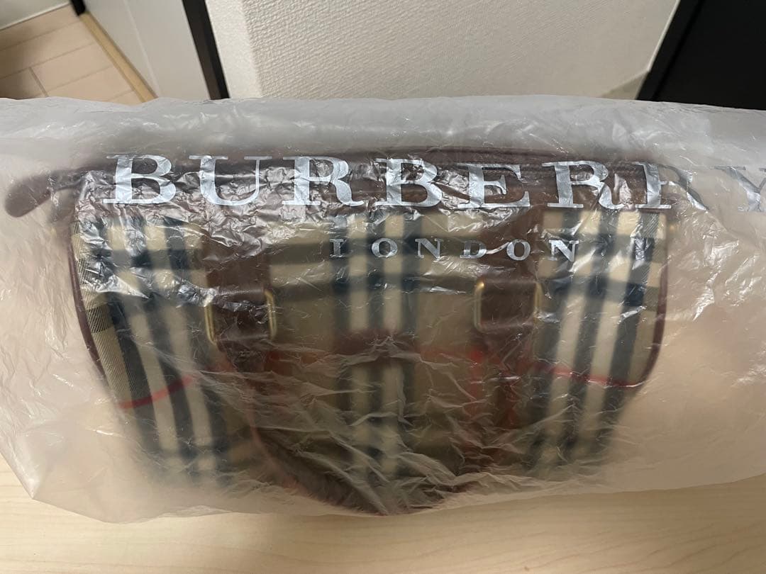 Burberry ノバチェックミニボストンバッグ