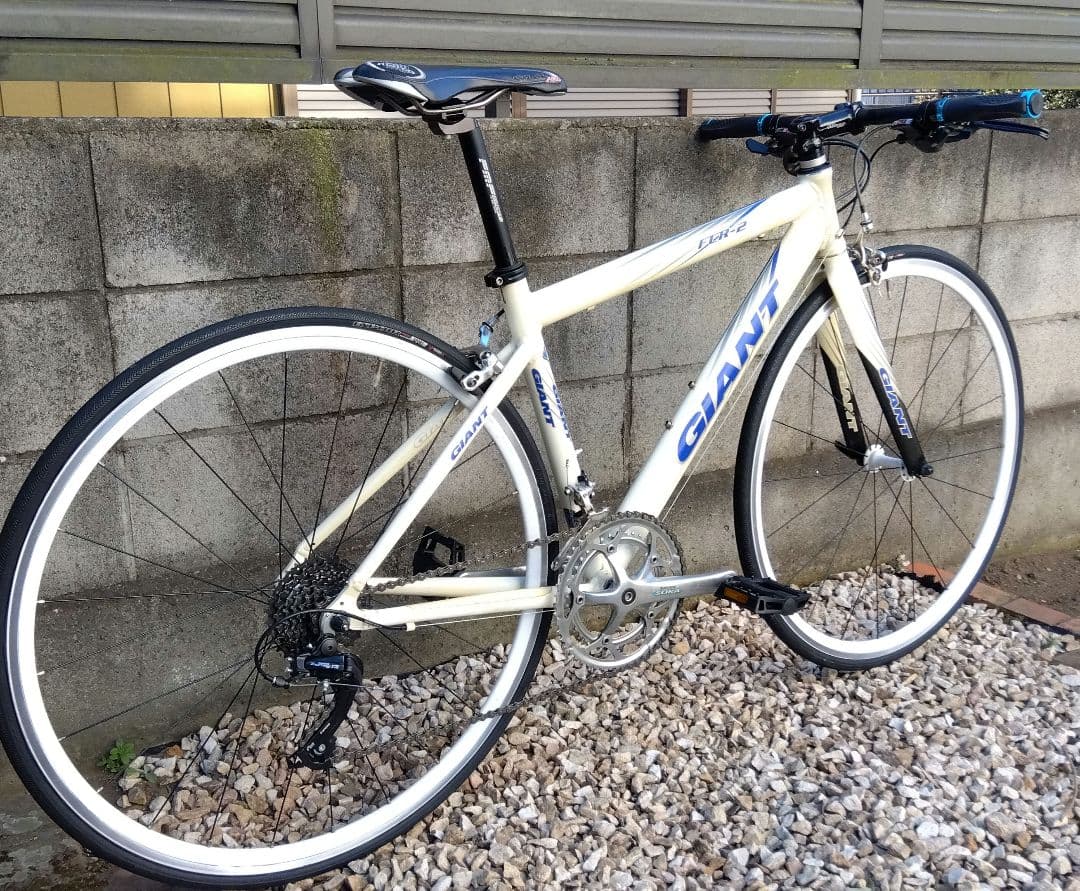 【整備済み】GIANT フラットバーロードバイク FCR－2