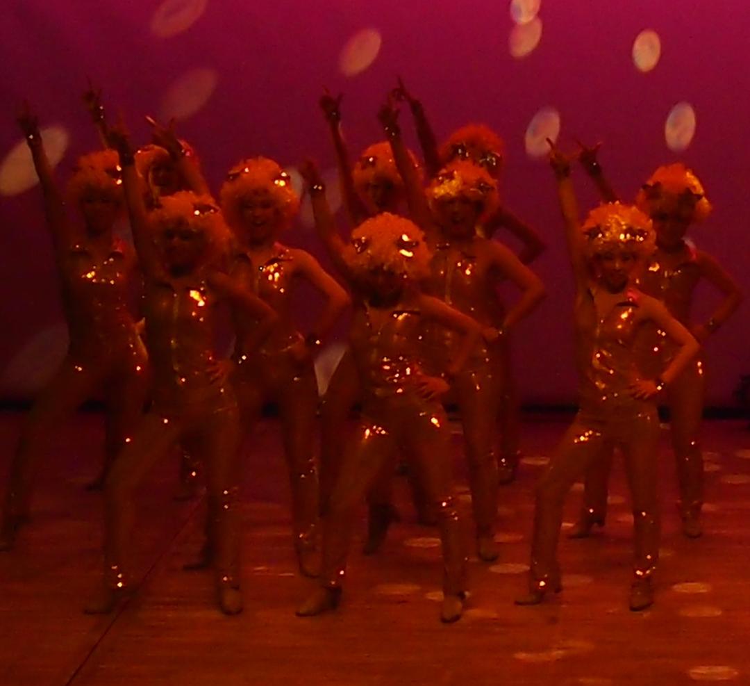 5人分セット　ゴールド　スパンコールつなぎ & BIGサングラス付アフロウィッグ