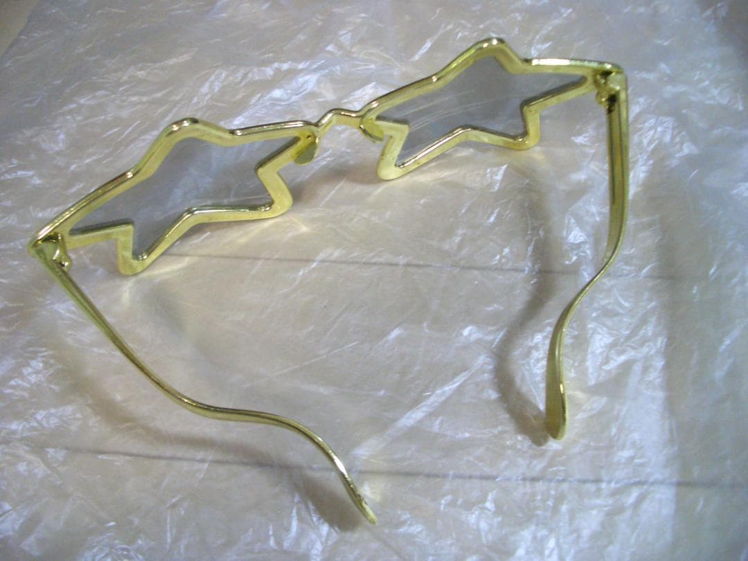 5人分セット　ゴールド　スパンコールつなぎ & BIGサングラス付アフロウィッグ