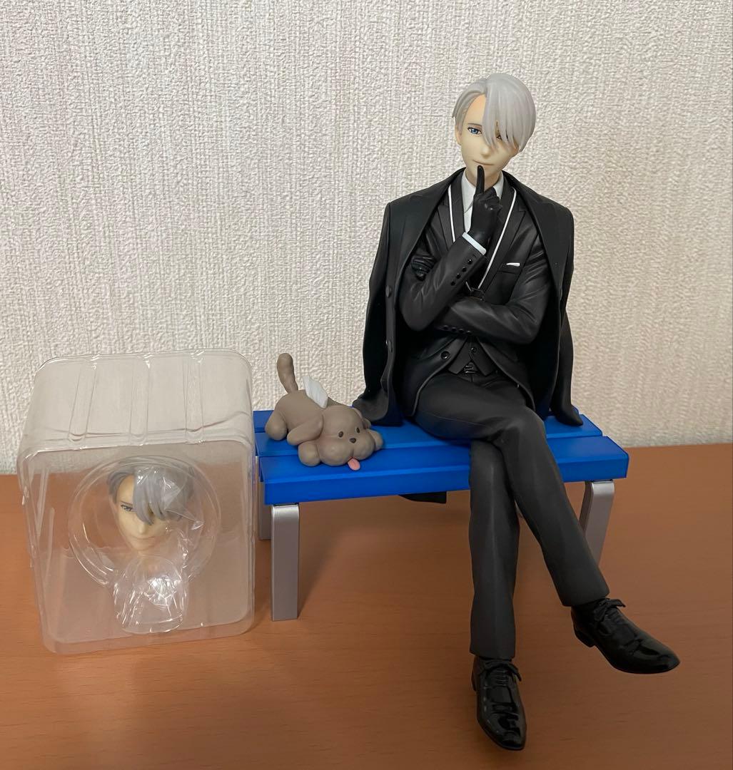 ユーリ!!! on ICE ヴィクトル・ニキフォロフ フィギュア 特典付き