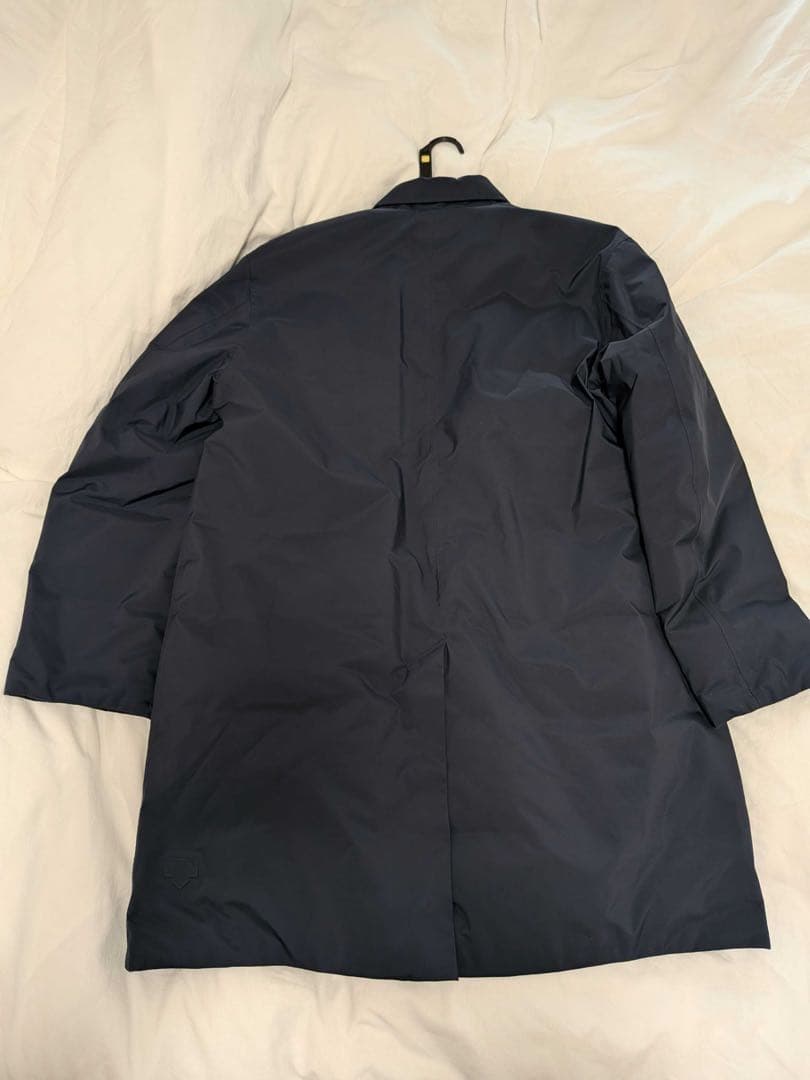 【クリーニング済み美品】DESCENTE (デサント) ダウンチェスターコート