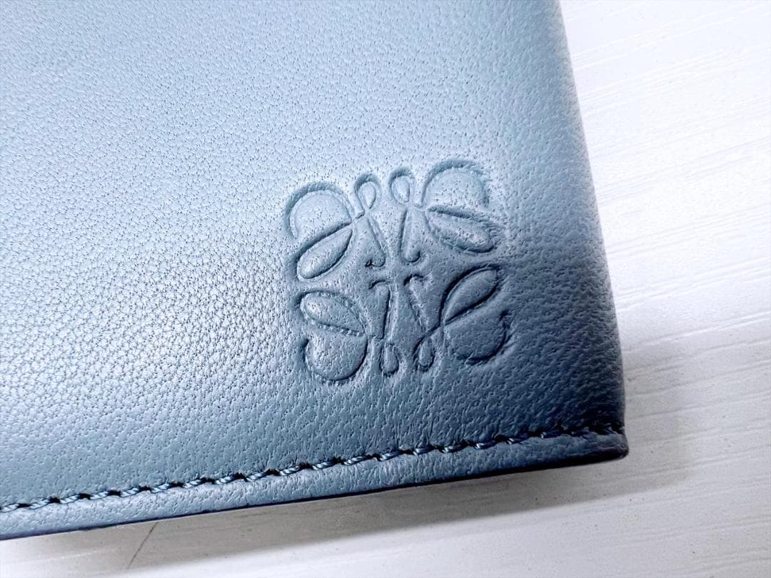 美品　LOEWE　ロエベ　アナグラム　レザー　カードホルダー　名刺入れ