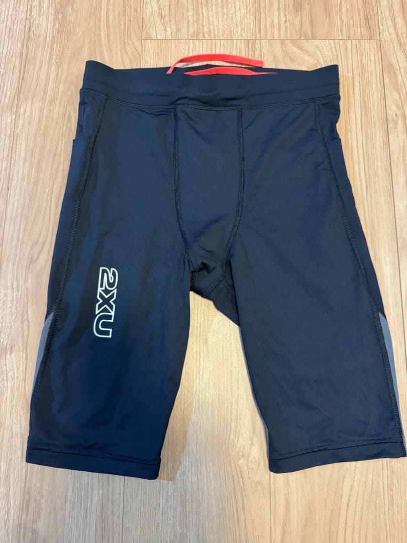 2XU ライトスピード リアクト コンプレッションショート MA7050B