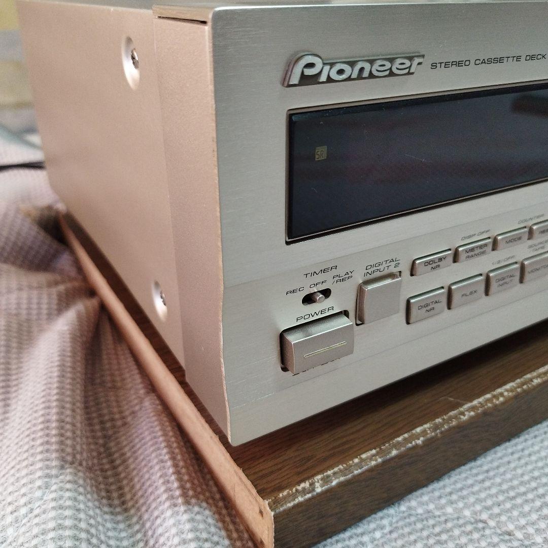 パイオニアＴ−Ｄ７カセットデッキ デジタル・プロセシング　3ヘッドシステム