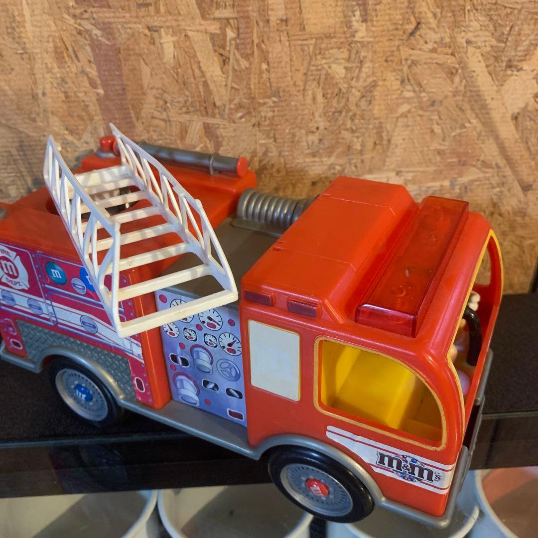 M&M's 消防車 チョコディスペンサー　レア