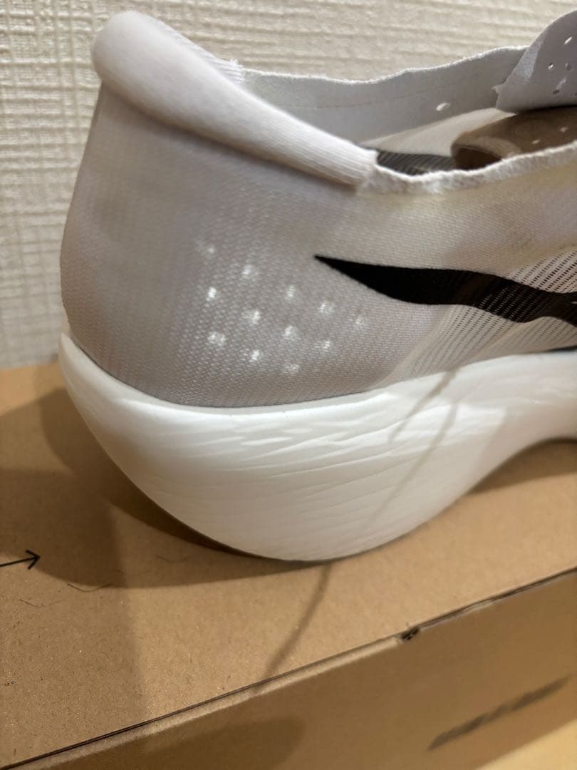 メタスピードレイ　RAY ASICS ランニング ホワイト/ブラック/パープル