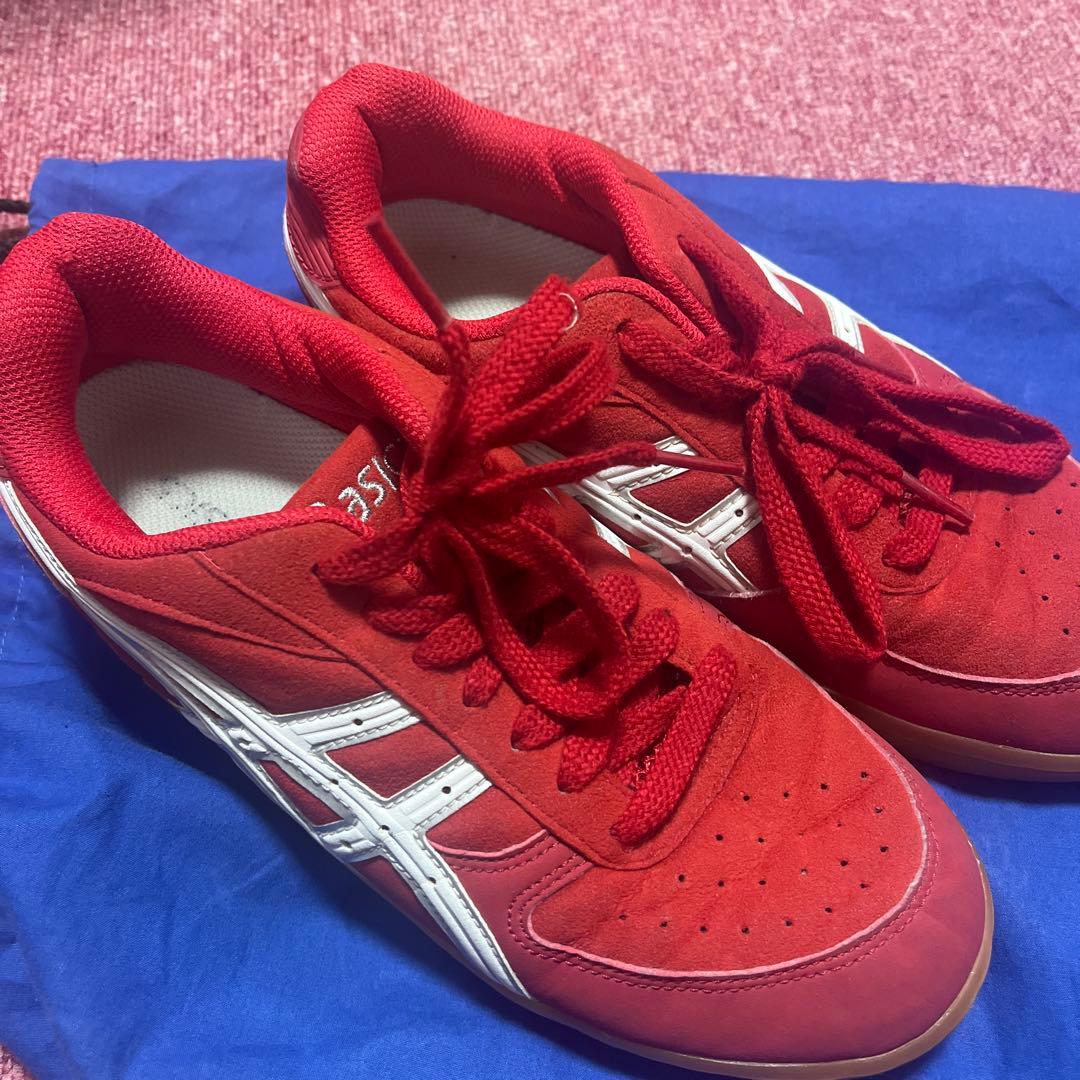asics バスケシューズ 24.0センチ 下のふくろ付き