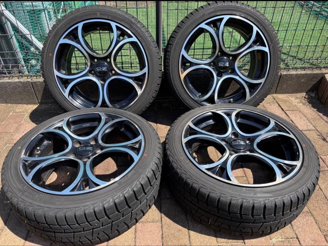【中古】１７インチスタッドレスタイヤ ホイール４本セット（215/45R17）
