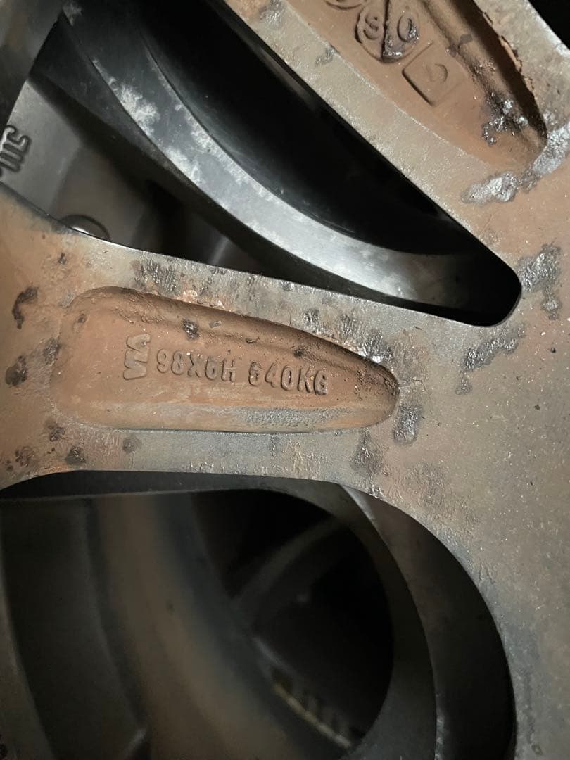 JEEPレネゲード チェロキー スタッドレス ホイール 4本雪道ジープ