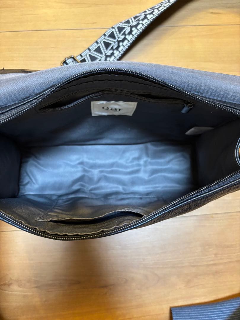 ear PAPILLONNER　イアパピヨネ 【WEB限定】柄テープボディバッグ