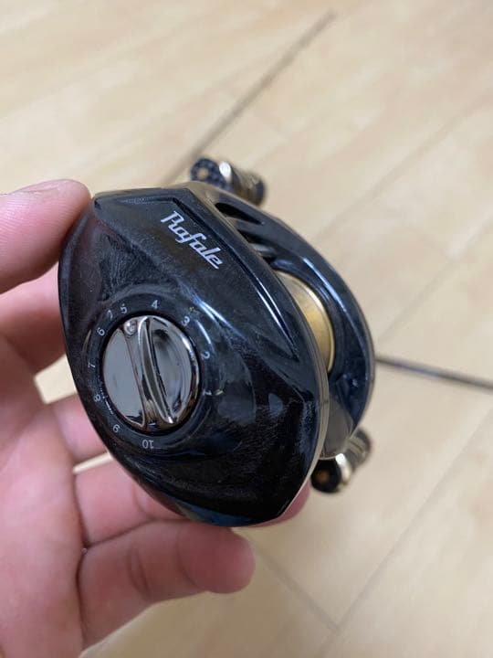 1ヶ月につかいました。ぜんぜん　新しいです。