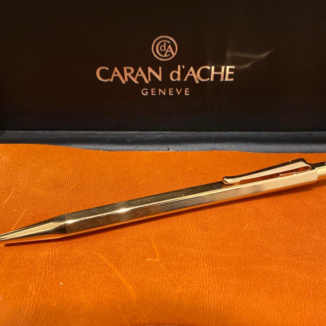 エクリドール　ボールペン　シェブロン