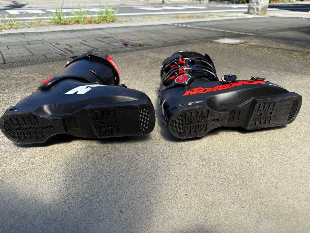 ノルディカ　スキーブーツ　25.5センチ　ドーベルマン GP110