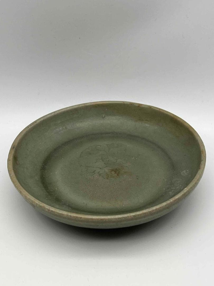 宋時代　青磁　龍泉窯花紋皿　青磁茶盤　 希少貴重　鉢　茶碗　唐物(F-113)