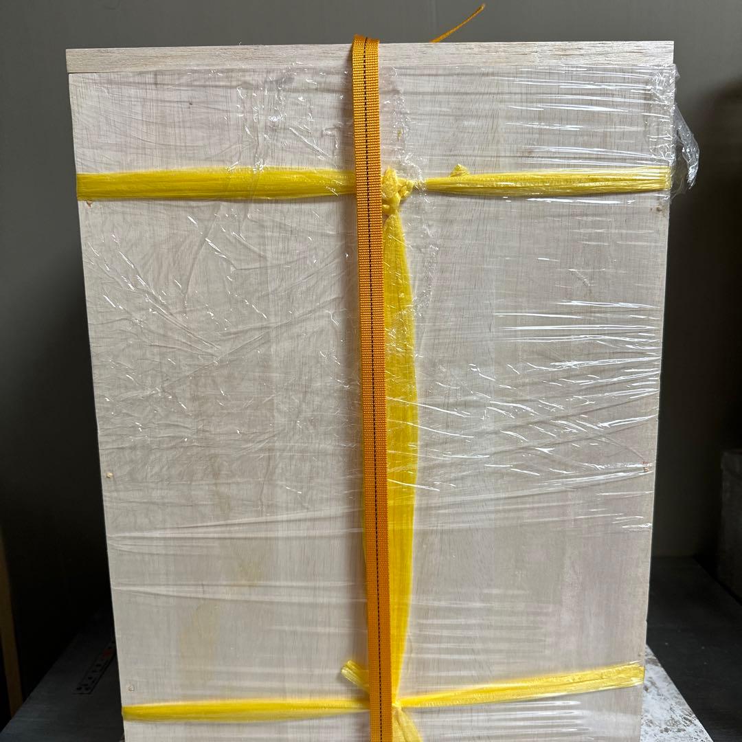 李朝、白磁、辰砂、鹿、鶴、亀図、大壺。