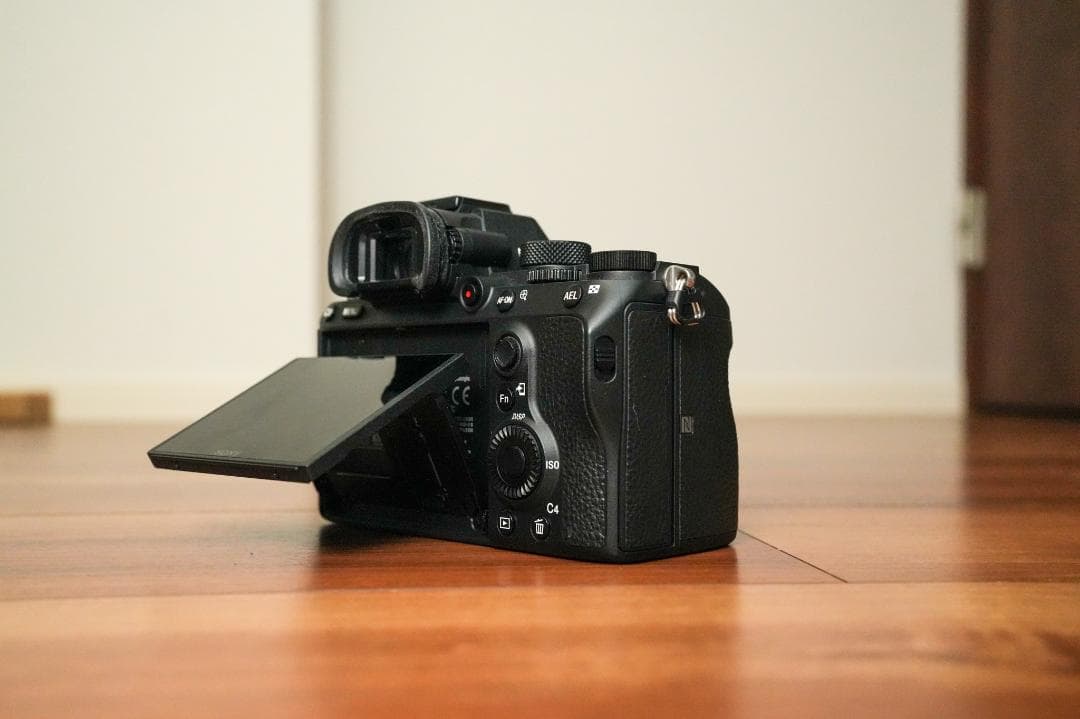 SONY α7III ミラーレス一眼 本体