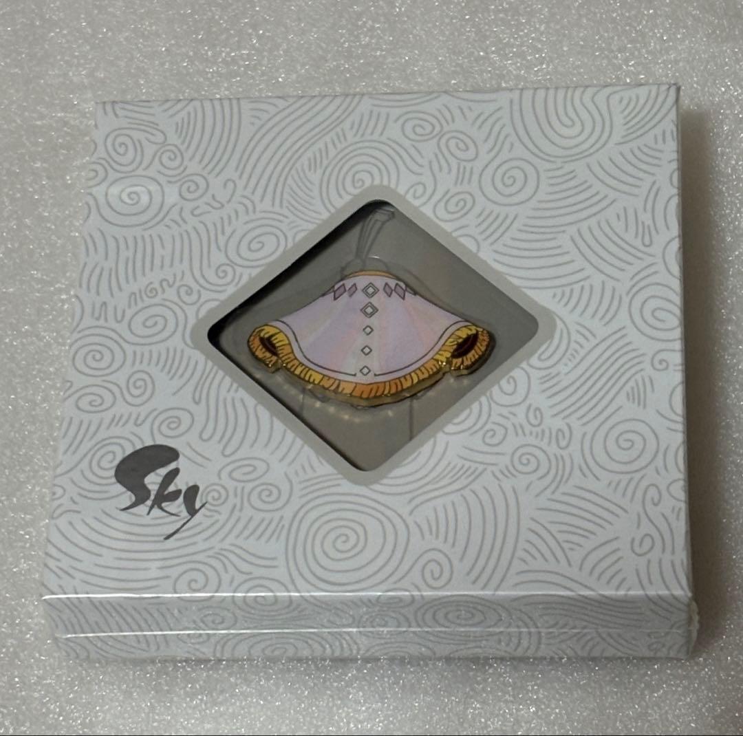 Sky 星を紡ぐ子どもたち ピンバッジ 想いを編む賢者のケープ