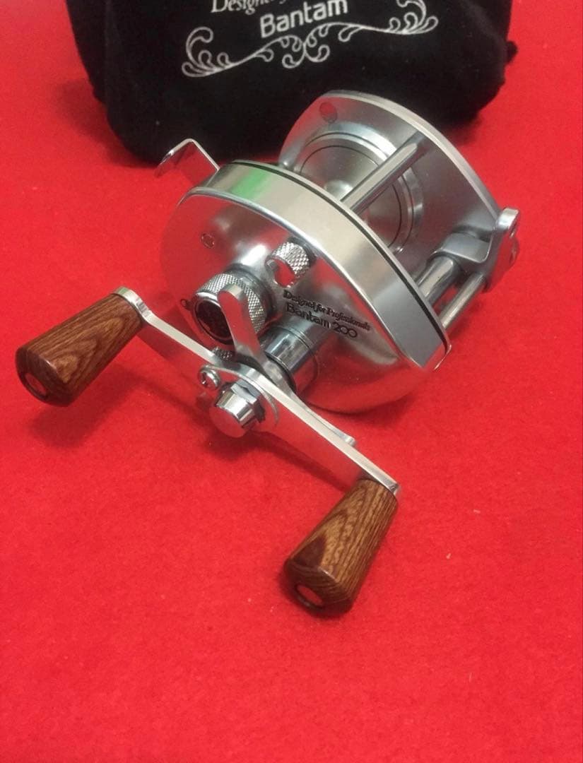 シマノBantam 200 ベイトリール 専用ケース付き