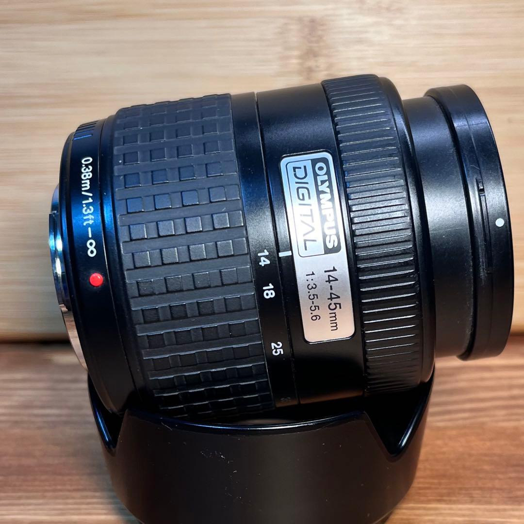 やや難ありOlympusE-300 ズームと単焦点25mm付き S数2002