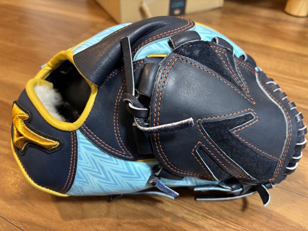(アラキ)ミズノプロ オールスター限定グローブ 投手用