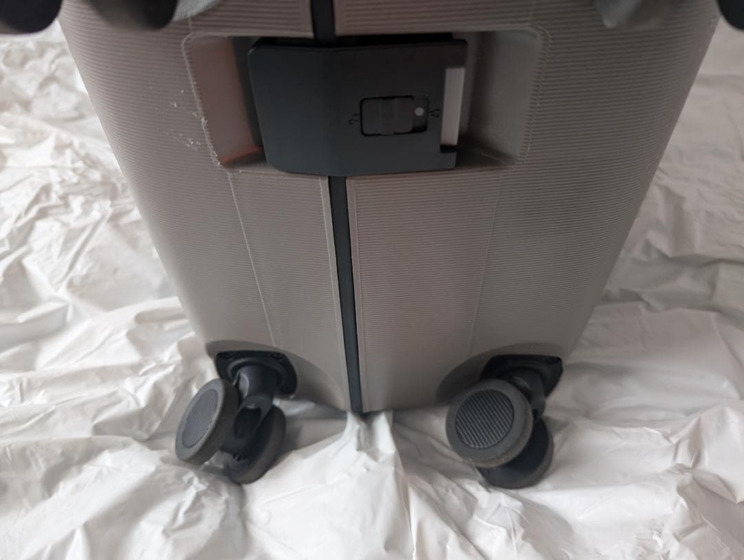 LOJEL VOJA 機内持ち込みスーツケース Sサイズ(37L) グレー