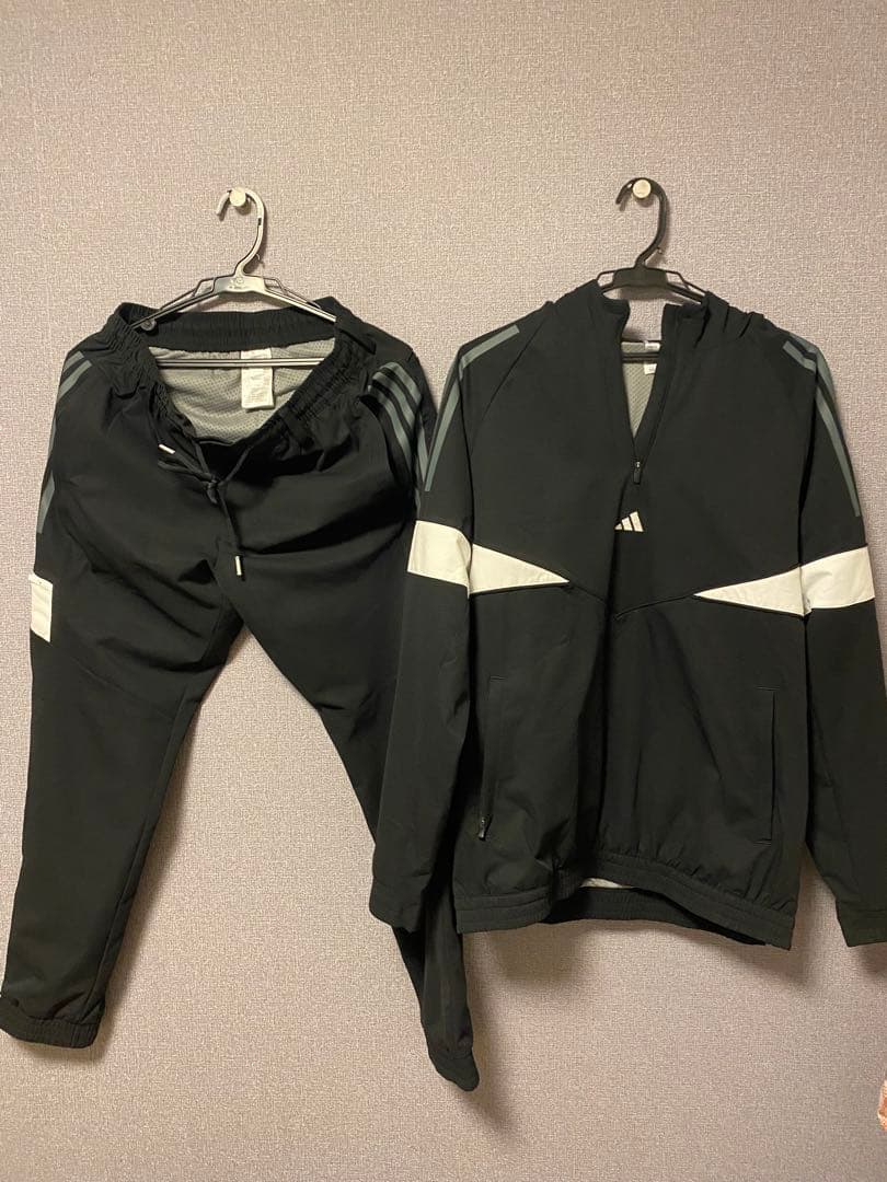 adidas フード付きジャケット パンツセット