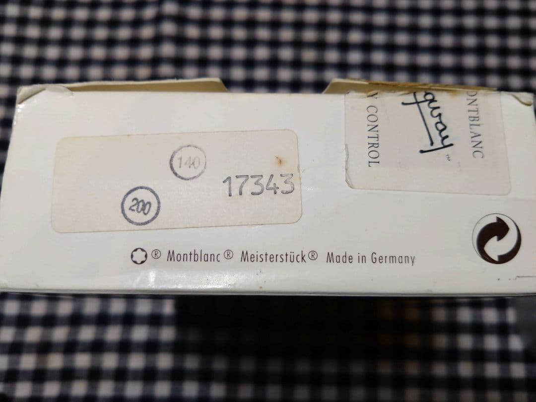 こ*う様 【レア 送料込み】モンブラン 万年筆　ヘミングウェイ　作家シリーズ １