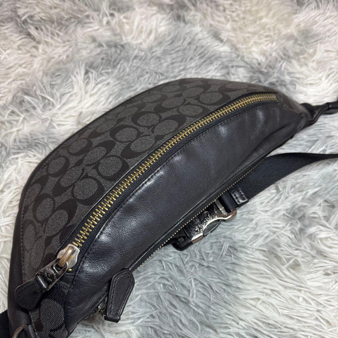 コーチ ボディバッグ ショルダーバッグ クロスボディ 斜め掛け メンズ