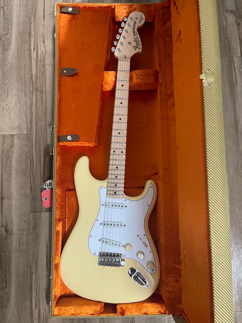 ギター Fender Yngwie Malmsteen Vintage White