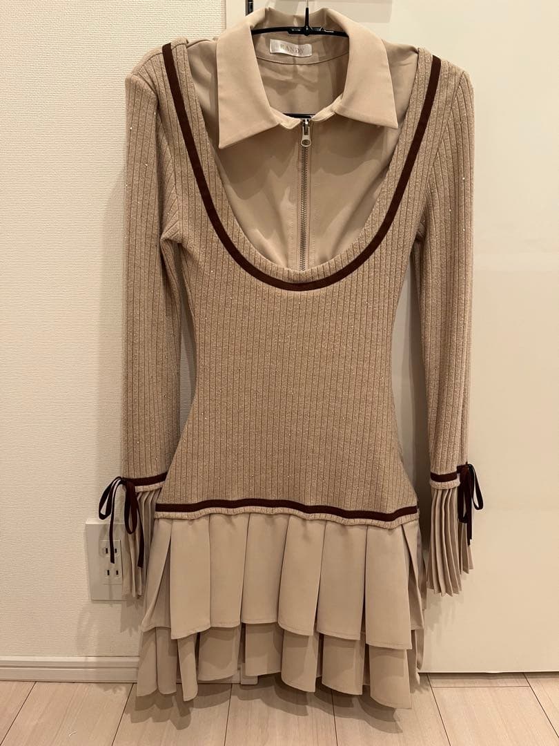 Randy ビジュープレッピーワンピース / ベージュ