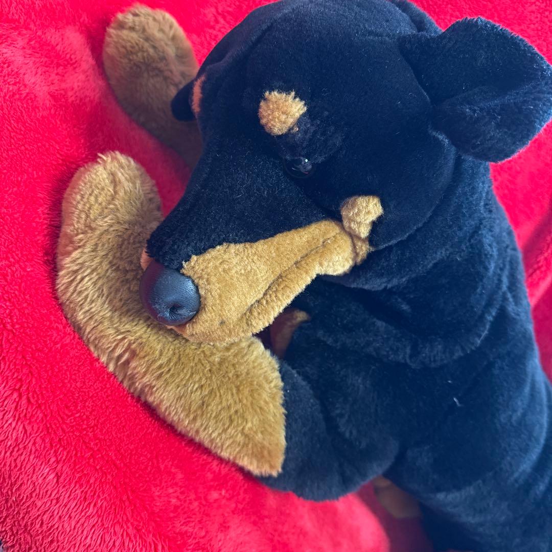⭐︎希少　大きな番犬　ぬいぐるみ　ドーベルマン？ロットワイラー？　寝そべり