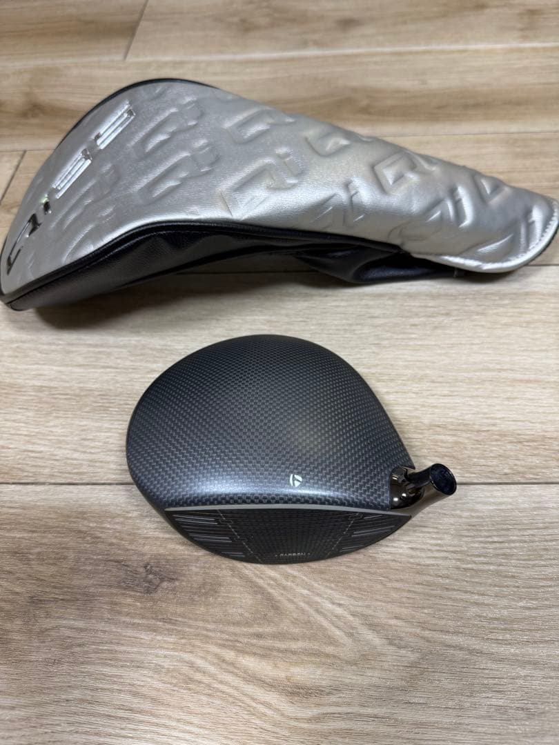 TaylorMade　Qi35 ドライバー　9度 (ヘッドカバー付き)