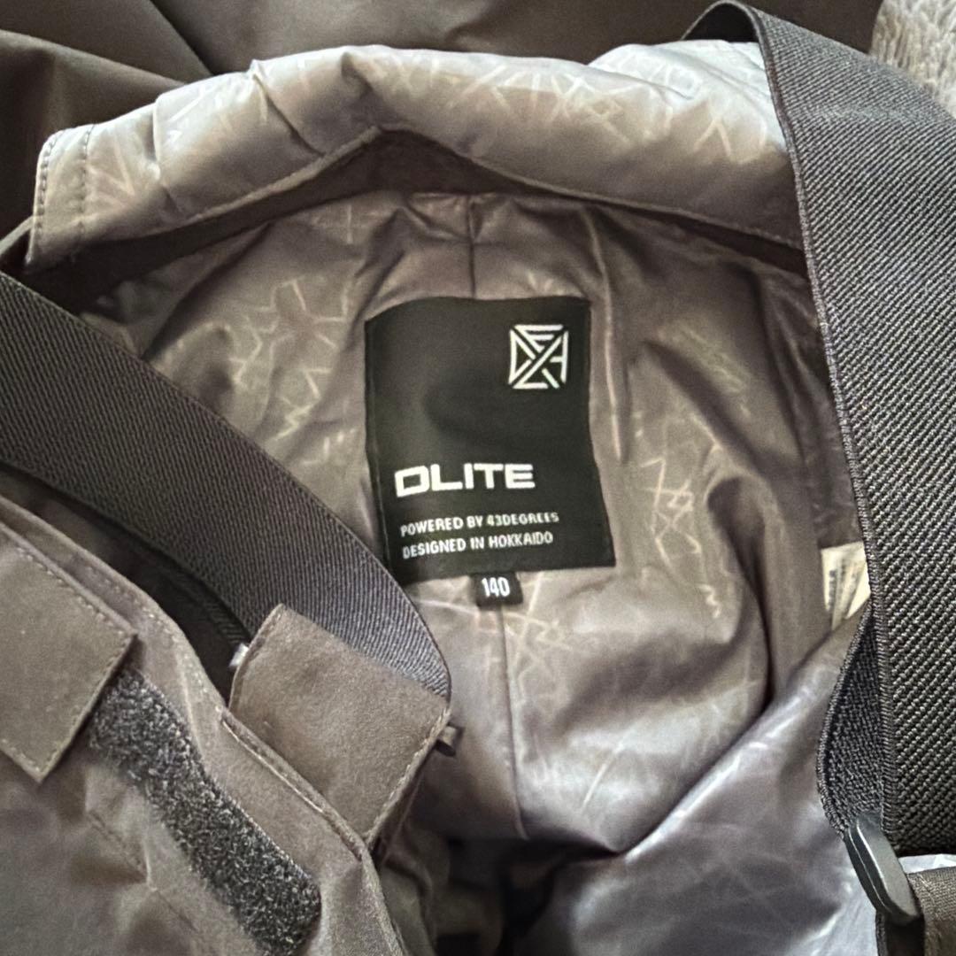 キッズ スキー スノーボード ウェア セット 手袋付 美品 140 DLITE