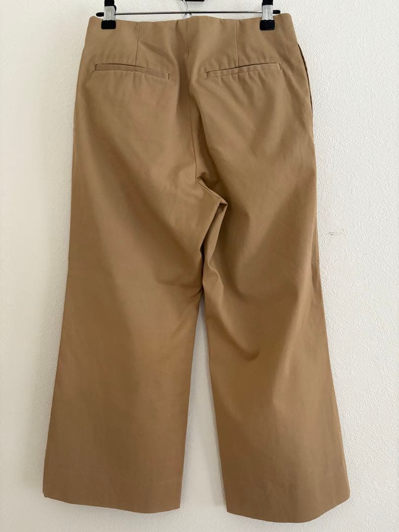 MADISONBLUE マディソンブルー クロップドチノパンツ ベージュ