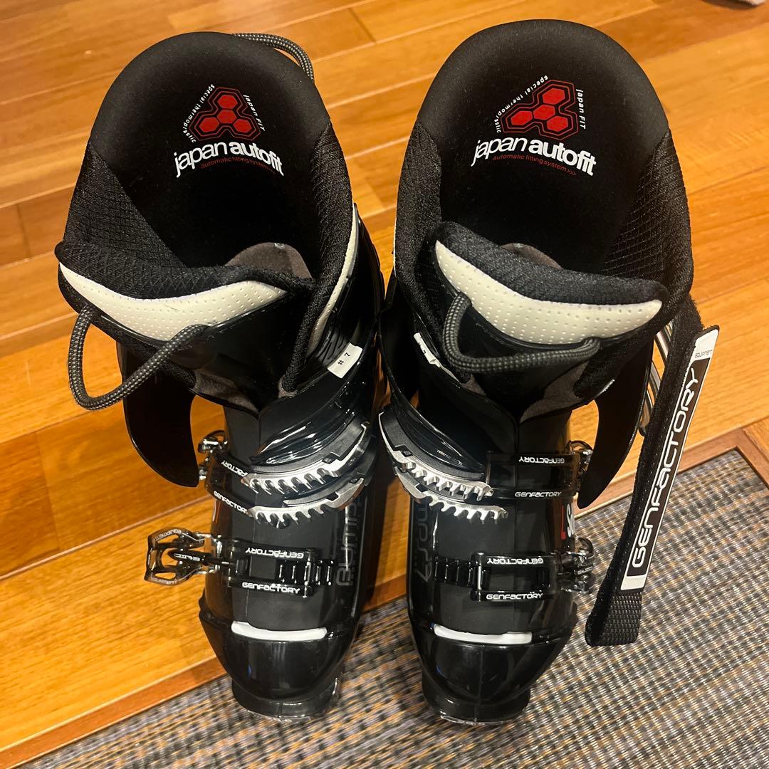 GENFACTORY BUMPS7 スキーブーツ 26.5cm ほぼ未使用