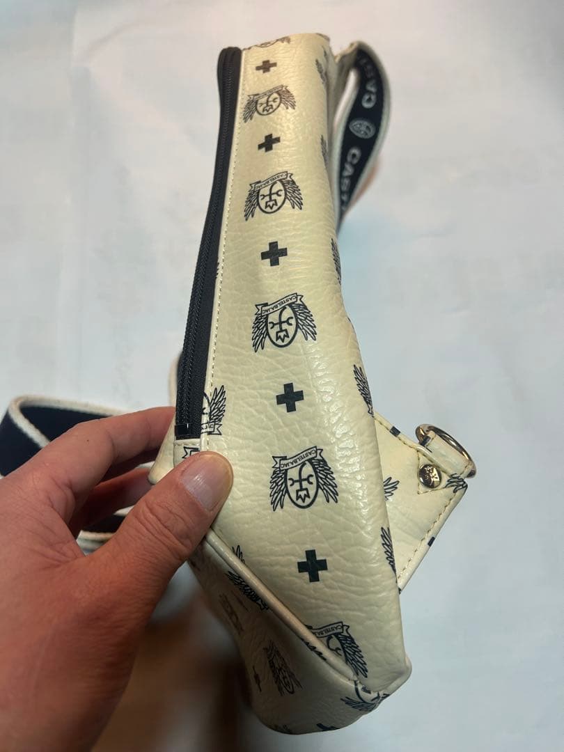 カステル バジャック　ショルダー　ボディ　バック