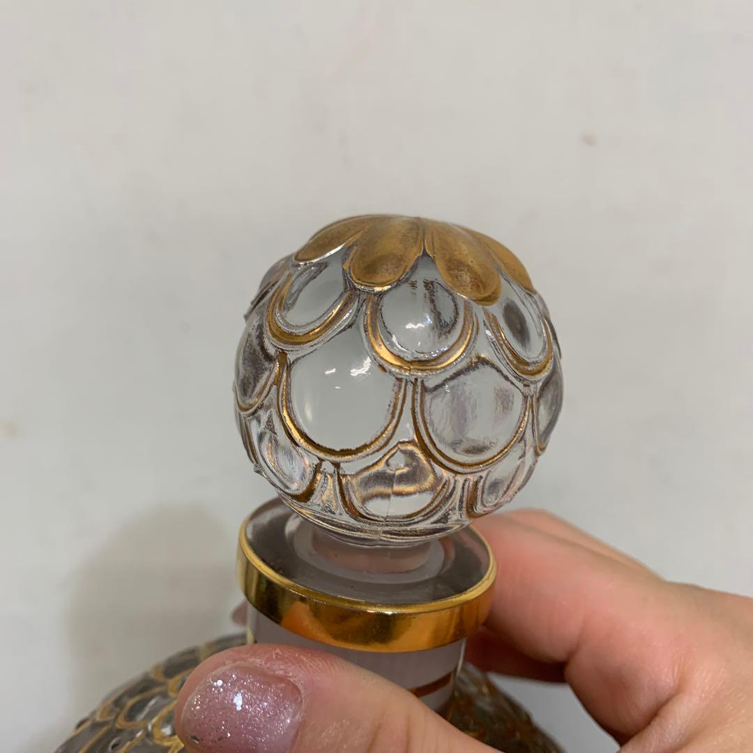 希少 GUERLAIN ゲラン インペリアル 1000ml ゴールド ビーボトル