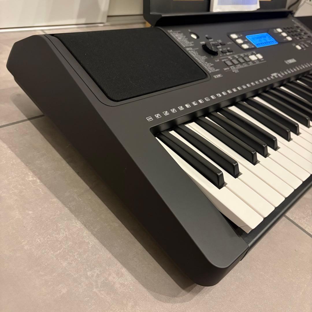 【美品】2023年製YAMAHA PSR-E373 電子キーボード