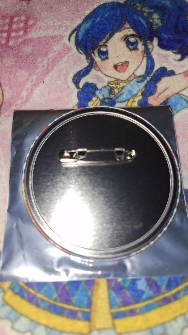 アイカツ 5thフェス グリッター缶バッジ 星宮いちご