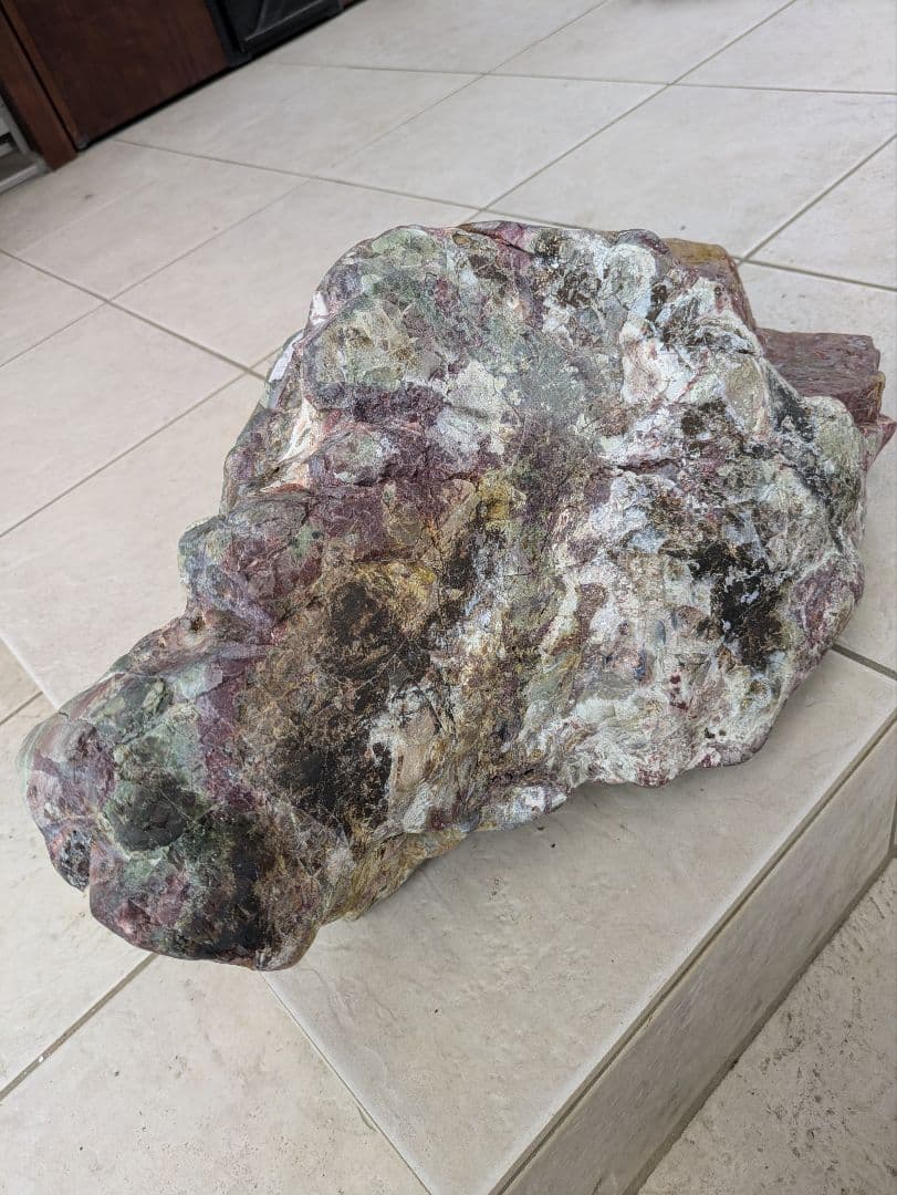 佐渡錦紅石 原石 特大 約30.6kg 天然石 赤玉石 鑑賞用 水石 希少 レア