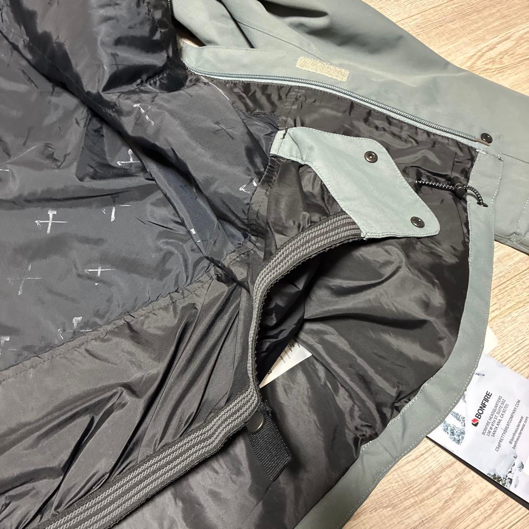 定価3.9万 ボンファイアスノーボード PITCH SHELL JACKET L