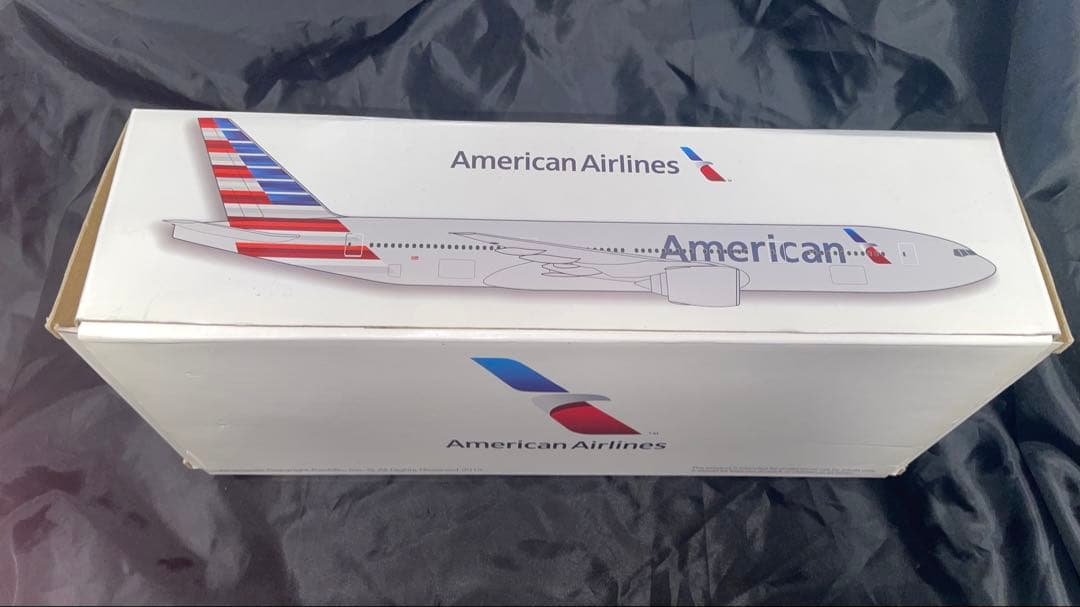 [美品]PACMIN B777-200ER アメリカン航空 台座付き 1/200
