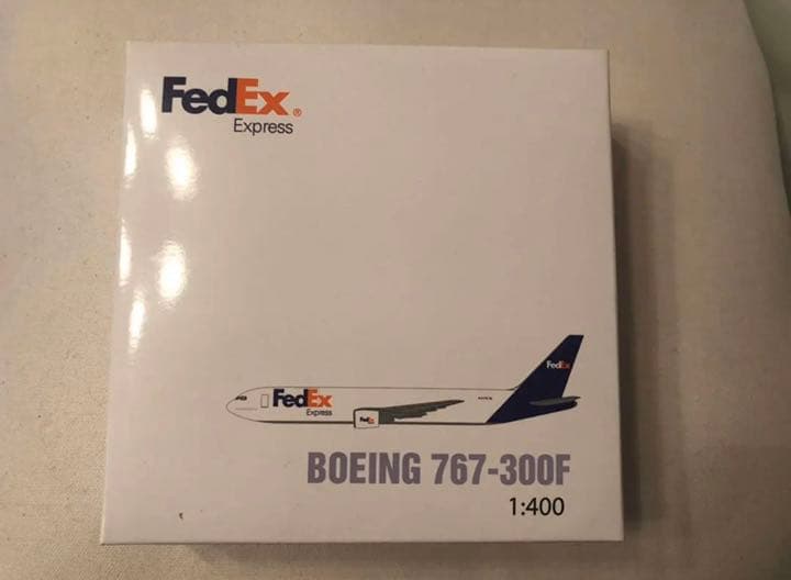 FedEx Boeing 767-300F模型 フェデックス