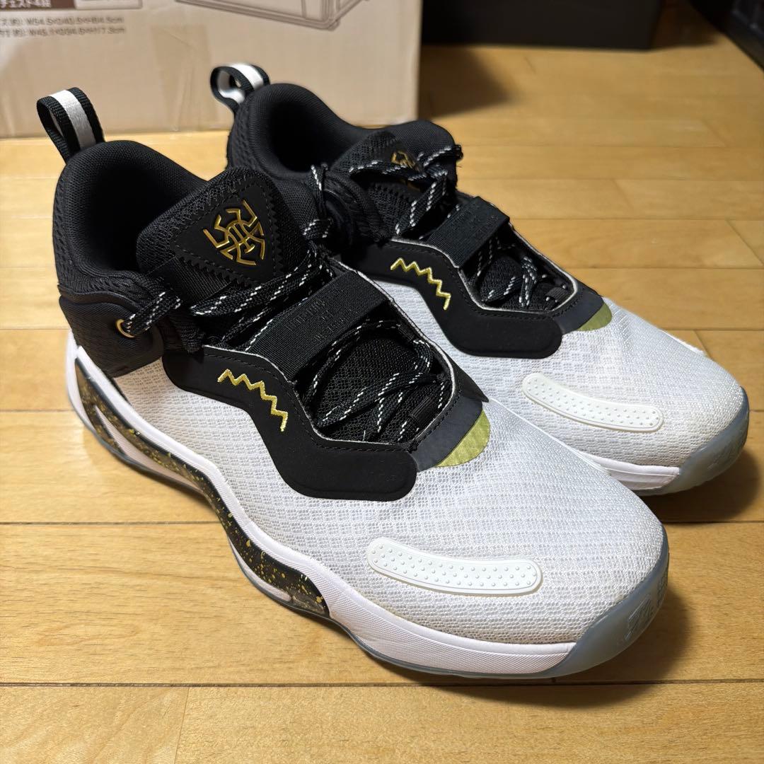 ADIDAS ドノバン　バスケットボールシューズ　バッシュ