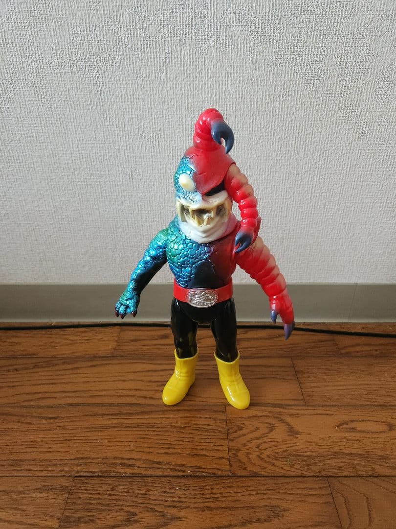 東映レトロソフビコレクション　仮面ライダー　サソリトカゲス