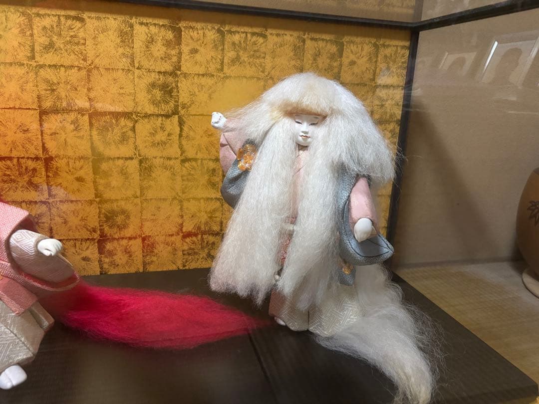 石橋の連獅子　日本人形 赤と白のセット