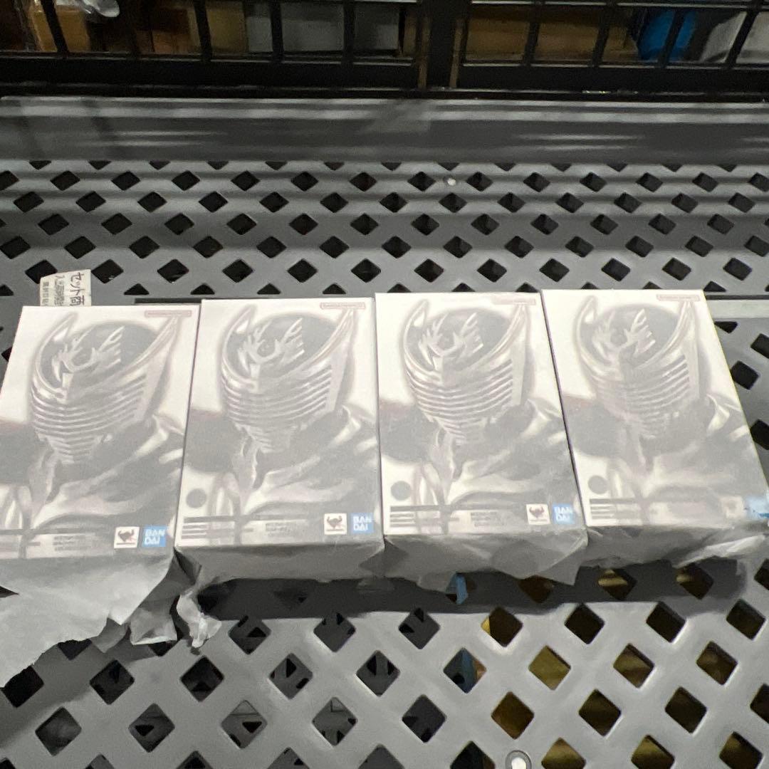 S.H.Figuarts（真骨彫製法） 仮面ライダー龍騎 4box