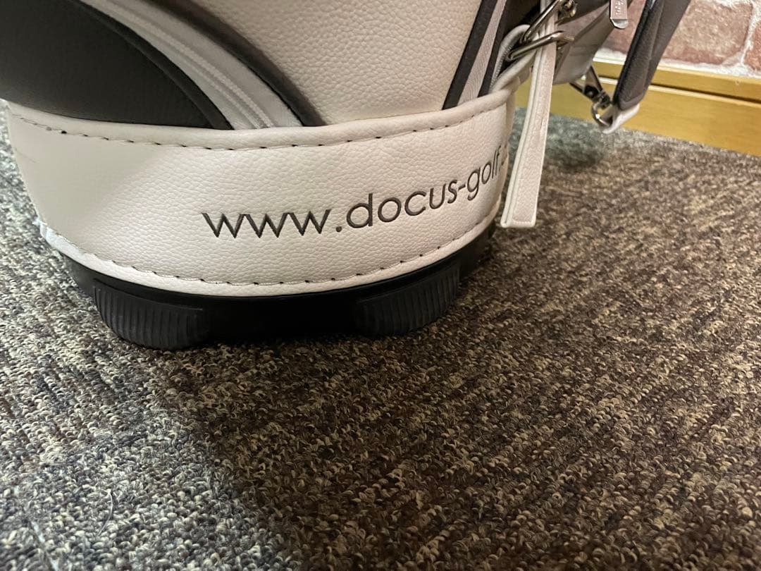 売切価格！ 新品/未使用品）DOCUS ドゥーカス キャディバッグ DCC766